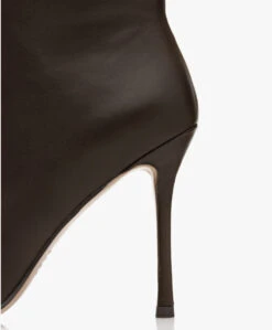 Alias Mae Boston Hoge Leren Laarzen Met Naaldhak - Choc -Mode Kleding 074b08d2 e286 460e 94f0 fa26870b15a9 02