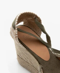 Castañer Clarina Raw Edge Sleehak Espadrilles - Olive -Mode Kleding 15d36503 d570 4c32 a732 2d0e6ef3e499 02