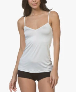 Hanro Satin Deluxe Spaghetti Top - Off-White 12 Hanro Satin Deluxe Spaghetti Top - Off-White -Mode Kleding 181220 HANRO Touch Feeling Low rise Short Zwart 173