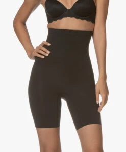 Spanx® Power Series Higher Power Short- Zwart 20 Spanx® Power Series Higher Power Short- Zwart -Mode Kleding 190814 SPANX Higher Power Short Zwart 69