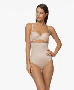 Spanx® Suit Your Fancy High-Waisted Thong - Champagne Beige -Mode Kleding 191024 SPANX Suit Your Fancy High Waisted Thong Champagne Beige 65