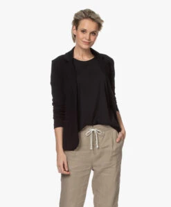 Majestic Filatures Viscose Jersey Blazer - Zwart 23 Majestic Filatures Viscose Jersey Blazer - Zwart -Mode Kleding 200311 d82eea51 df04 42e5 b6c3 4096de29883b