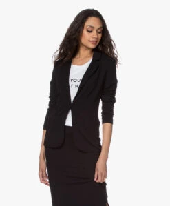 Majestic Filatures Viscose Jersey Blazer - Zwart