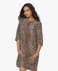 Equipment Aubrey Zijden Mini Jurk Met Luipaardprint - Beige 23 Equipment Aubrey Zijden Mini Jurk Met Luipaardprint - Beige -Mode Kleding 200611 0805a808 87f9 4aa5 b508 817432e36603