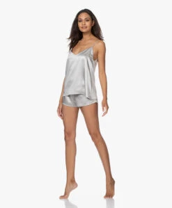 By Dariia Day Mulberry Zijden Short - Zilvergrijs 15 By Dariia Day Mulberry Zijden Short - Zilvergrijs -Mode Kleding 200707 2f8c1d63 3253 4424 be97 1ba0017fefac