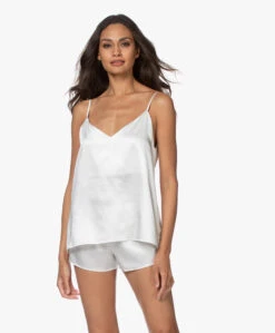 By Dariia Day Mulberry Zijden Camisole - Powder White -Mode Kleding 200707 5903460e 95d2 476b 8337 69dbfaddbc30