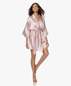 By Dariia Day Mulberry Zijden Kimono - Blush Pink