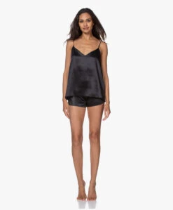 By Dariia Day Mulberry Zijden Camisole - Midnight Black -Mode Kleding 200707 9fa991d1 7339 489e bb0d 820517b260ec