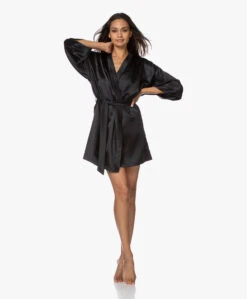 By Dariia Day Mulberry Zijden Kimono - Midnight Black -Mode Kleding 200707 aa50293d edf0 4618 9bb8 019322c6ccee