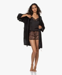 By Dariia Day Mulberry Zijden Kimono - Midnight Black -Mode Kleding 200820 aec13177 a6eb 4def 9319 ca9d46bafcef