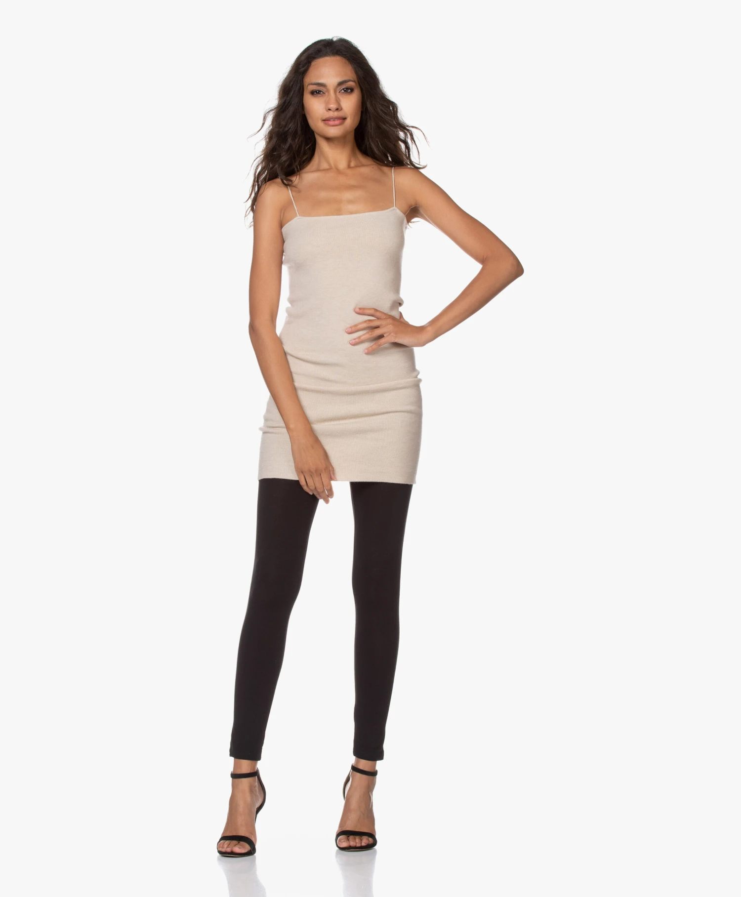 Extreme Cashmere N°149 Kate Mulitfunctionele Jurk - Latte 9 Extreme Cashmere N°149 Kate Mulitfunctionele Jurk - Latte - Afbeelding 9