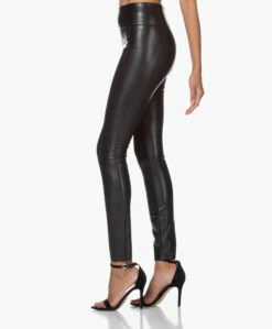Wolford Edie Forming Vegan Leren Legging - Zwart 17 Wolford Edie Forming Vegan Leren Legging - Zwart -Mode Kleding 201013 51213ecc add2 4031 bc95 835026fc2492