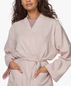 Hammam34 The Flower Geborduurde Katoenen Kimono - Dusty Pink 19 Hammam34 The Flower Geborduurde Katoenen Kimono - Dusty Pink -Mode Kleding 201029 6103c3dd 8b8f 4765 b80b 318ee67faab8