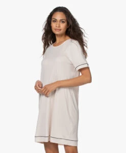 Hanro Natural Comfort Tencel Nachthemd - Almond 23 Hanro Natural Comfort Tencel Nachthemd - Almond -Mode Kleding 201105 08730d5a 4ed9 496d 9d3d 52a14e8cbb2c