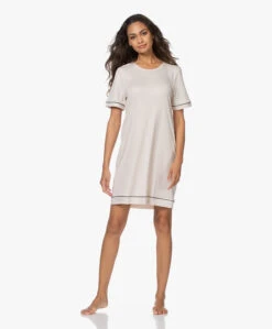 Hanro Natural Comfort Tencel Nachthemd - Almond