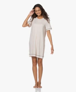 Hanro Natural Comfort Tencel Nachthemd - Almond 22 Hanro Natural Comfort Tencel Nachthemd - Almond -Mode Kleding 201105 ecc2a049 0910 4266 a452 1573d4fe2cb5