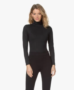 Spanx® Suit Yourself Bodysuit Met Col - Zwart 20 Spanx® Suit Yourself Bodysuit Met Col - Zwart -Mode Kleding 201202 e64188e8 d4b9 4fea 8389 ebe4b2e307a0