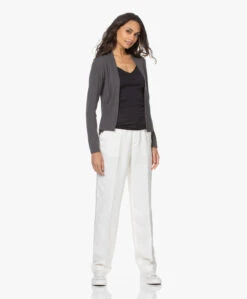 Hanro Cotton Seamless V-Hals Spaghetti Top - Zwart 21 Hanro Cotton Seamless V-Hals Spaghetti Top - Zwart -Mode Kleding 210223 d0416089 17fa 450e af37 a751a73a3bd8