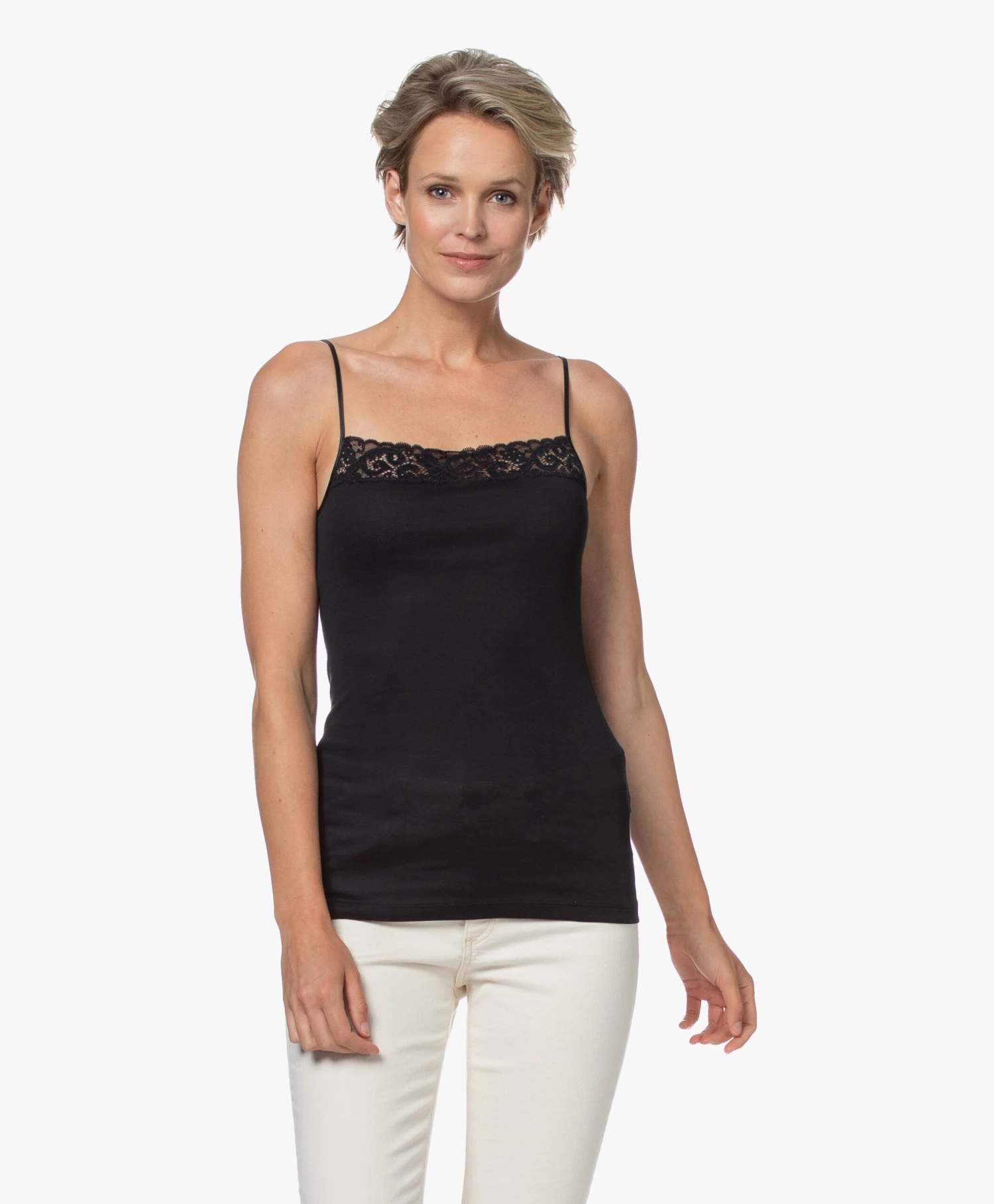 Hanro Moments Spaghetti Top - Zwart 1 Hanro Moments Spaghetti Top - Zwart