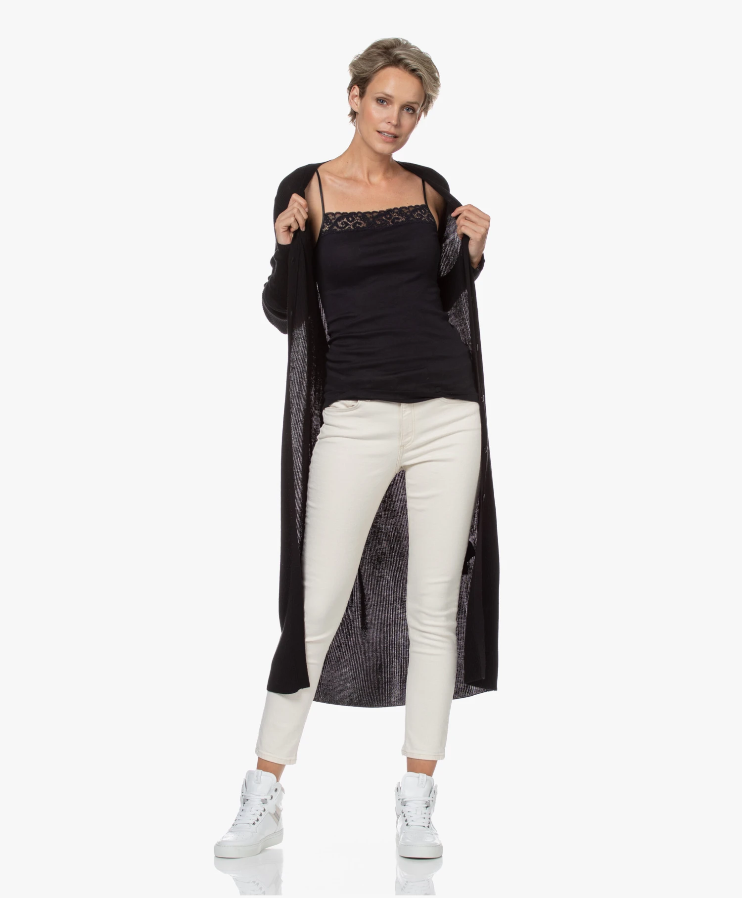 Hanro Moments Spaghetti Top - Zwart 2 Hanro Moments Spaghetti Top - Zwart - Afbeelding 2