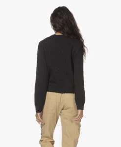 Vince Essential Katoenmix Cropped Sweatshirt - Zwart 16 Vince Essential Katoenmix Cropped Sweatshirt - Zwart -Mode Kleding 211104 0a9c8736 5d5a 4fe2 9dff 6cbaff0851a4