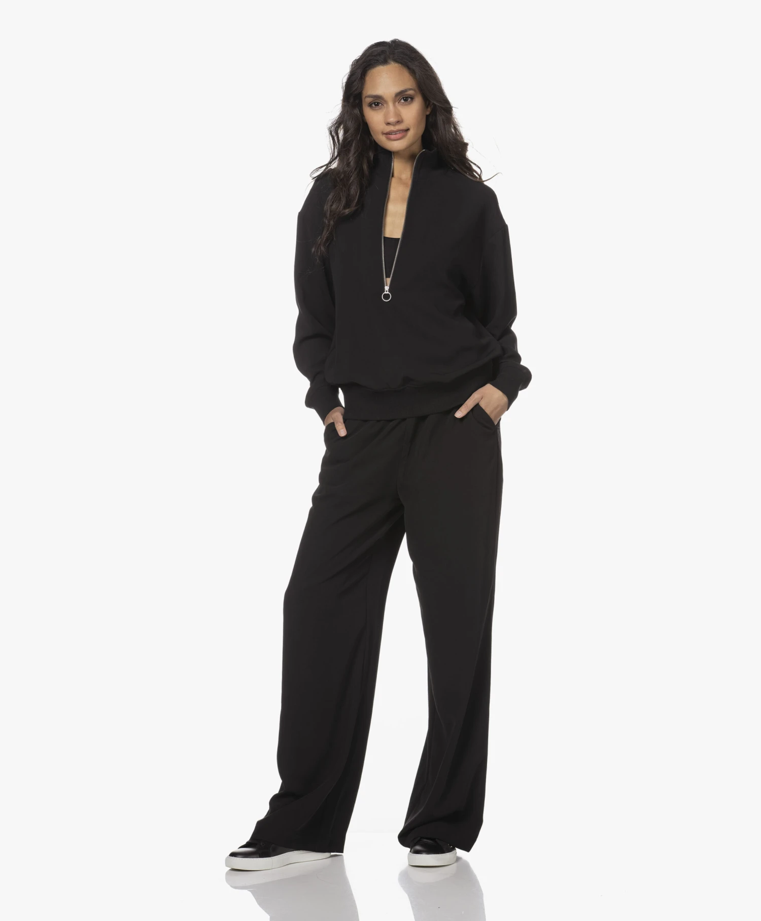 Hanro Microvezel Bralette - Zwart 9 Hanro Microvezel Bralette - Zwart - Afbeelding 9