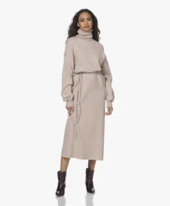 Extreme Cashmere N°209 Attraction Cashmere Maxi Coljurk - Blush -Mode Kleding 211118 1b7d89df 8038 471c 99a5 e2f24227c725