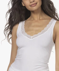 Hanro Cotton Lace V-Hals Top - Wit -Mode Kleding 211125 08be2e5d a26d 4193 b232 20f59ba9fa25