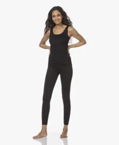 Hanro Soft Touch Modal Tanktop - Zwart 17 Hanro Soft Touch Modal Tanktop - Zwart -Mode Kleding 211125 466fdf2c bcb7 4a58 ae7c 3b50afe89736