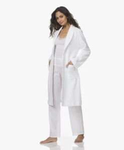 Hanro Cotton Lace V-Hals Top - Wit -Mode Kleding 211125 c6dedf5a 9f80 4c50 8c90 b6af55226d8c