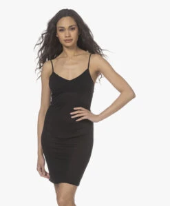 Majestic Filatures Viscose Jersey Onderjurk - Zwart 20 Majestic Filatures Viscose Jersey Onderjurk - Zwart -Mode Kleding 220301 88a8ab35 a0b9 423c b508 7a21bd155f0f