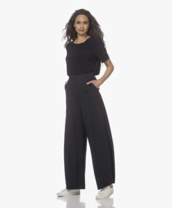 Norma Kamali Tech Jersey T-Shirt - Midnight -Mode Kleding 220318 ad2b0e26 585d 43f0 8d3c 5b9a3b94701a