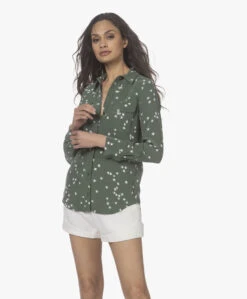 Equipment Slim Signature Gewassen Zijden Print Blouse - Cilantro/Nature White -Mode Kleding 220328 e914434f bb66 4696 b429 434db37dbaad