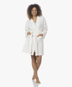 Hammam34 Iris Geborduurde Katoenen Kimono - Wit 21 Hammam34 Iris Geborduurde Katoenen Kimono - Wit -Mode Kleding 220413 a17ddb2f eeac 4a92 bd74 5bc247f9b53b