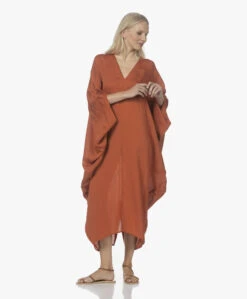 Su Paris Palma Batwing Sleeve Viscosemix Kaftan - Brick -Mode Kleding 220421 6ab7a068 6c74 4b28 a984 8fcf9c426338