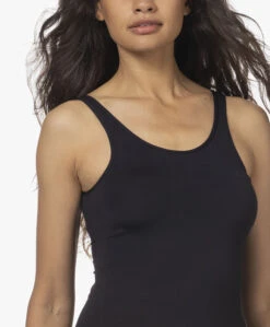 Filippa K Soft Sport Deep Back Tanktop - Zwart -Mode Kleding 220707 3d2b2e04 6ab6 4082 afff 791ee9a0b084