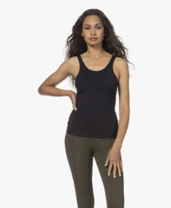 Filippa K Soft Sport Deep Back Tanktop - Zwart -Mode Kleding 220707 8cf0fb13 89cc 4dd1 88d9 a80586fad12c
