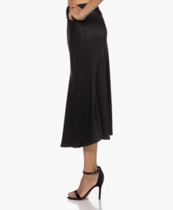 Resort Finest Frivo Satijnen Midi Rok - Zwart -Mode Kleding 220908 5f008f04 c51c 4901 a7b2 4d99531b314a