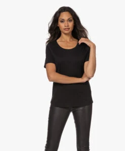 Repeat Jersey Lyocell Mix T-Shirt - Zwart -Mode Kleding 221004 56afcf48 0f8a 4a80 8044 20092fa254c4