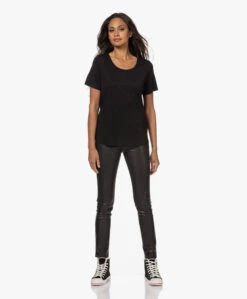 Repeat Jersey Lyocell Mix T-Shirt - Zwart -Mode Kleding 221004 b563ee7a 0a6f 4218 82ea a5fcb372ec18