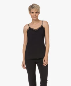 Japantky Lacy Travel Jersey Spaghettitop Met Kant - Zwart -Mode Kleding 221101 a58ac7e1 93f1 49d7 8dc8 0336cb782207