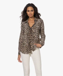 Equipment Slim Signature Gewassen Zijden Print Blouse - Natural -Mode Kleding 221110 ff2f41bf 1f4b 4071 add3 e335345c5a1d