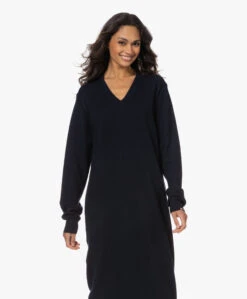Extreme Cashmere N°187 Merlin Cashmeremix Midi Jurk - Navy 15 Extreme Cashmere N°187 Merlin Cashmeremix Midi Jurk - Navy -Mode Kleding 221117 9225bca4 4767 49c2 9ce4 e3866dbfe541