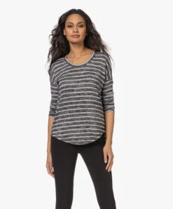 Rag & Bone The Knit Gestreepte Viscosemix Longsleeve - Grijs Mêlee/Zwart 24 Rag & Bone The Knit Gestreepte Viscosemix Longsleeve - Grijs Mêlee/Zwart -Mode Kleding 221205 d18ebf7f 1723 4b8e b4d2 fe1e649ea604