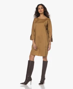 Alias Mae Boston Hoge Leren Laarzen Met Naaldhak - Choc -Mode Kleding 230119 26fe3813 09a7 4f92 9d14 debbed40777a