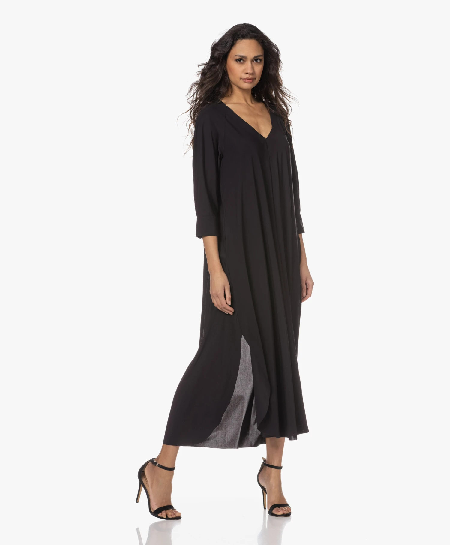 Japantky Iwao Travel Jersey Maxi A-Lijn Jurk - Diepzwart 8 Japantky Iwao Travel Jersey Maxi A-Lijn Jurk - Diepzwart - Afbeelding 8