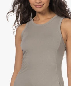 James Perse Dubbellaagse Mouwloze Midi Jurk - Concrete 19 James Perse Dubbellaagse Mouwloze Midi Jurk - Concrete -Mode Kleding 230213 3ed8205f db69 49ff 916b 51c5587d355d