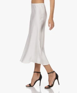 Resort Finest Frivo Satijnen Midi Rok - Ecru -Mode Kleding 230220 f35d997b ada2 4185 bf99 267e8b84c856