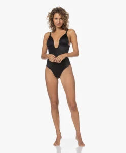 Spanx® Suit Your Fancy Plunge String Bodysuit Met Lage Rug - Zwart -Mode Kleding 230301 46fb56e8 7bcf 4f18 8069 d0b934f1caf7