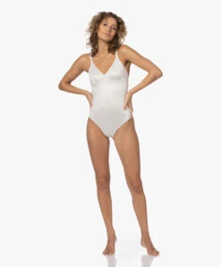 Spanx® Shaping Satin String Body - Linen 21 Spanx® Shaping Satin String Body - Linen -Mode Kleding 230301 a8e6c769 9be5 4339 aec7 afe33296fe4d